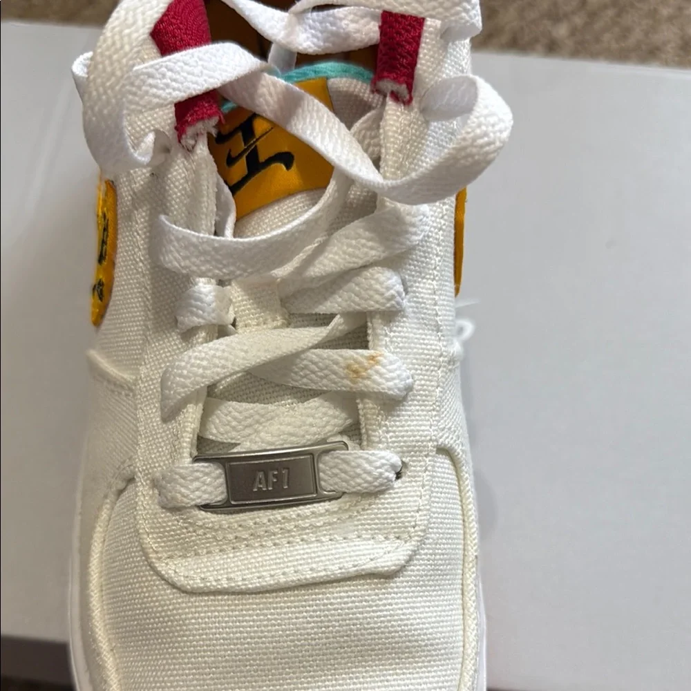 Nike Air Force 1 Shoes - Picture 4 of 6